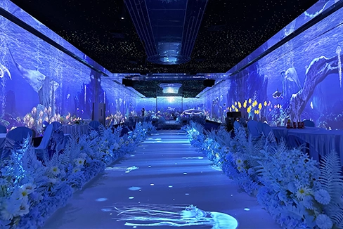 Immersive banquet hall