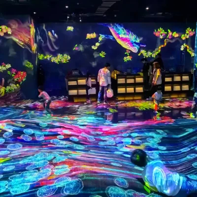 Interactive wall and floor immersive room projection
